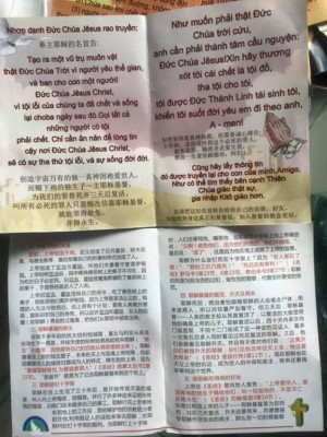 Xuất hiện nhóm du khách Trung Quốc tuyên truyền tôn giáo tại Hạ Long
