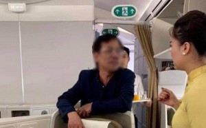 Đại gia địa ốc bị tố sàm sỡ nữ hành khách trên máy bay bị xử phạt thế nào?