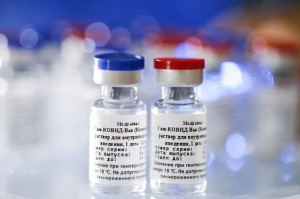Giá xuất khẩu vaccine Sputnik V của Nga ít nhất 10 USD cho hai liều