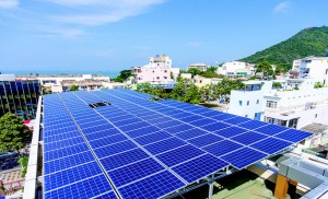 EVN dừng ký hợp đồng mua điện mặt trời mái nhà từ 31-12-2020