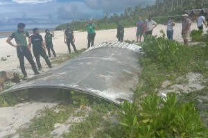 Điều tra cực sốc: MH370 bị vũ khí laser bắn hạ để ngăn hàng hóa rơi vào tay kẻ xấu