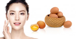 Dùng trứng gà làm đẹp, trị mụn liệu có an toàn?