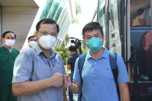 Đội phản ứng nhanh của bệnh viện Chợ Rẫy rời Bắc Giang trở về TP HCM
