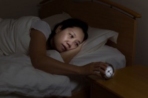 3 dấu hiệu bất thường của nhồi máu não, đề phòng 5 việc trước khi ngủ