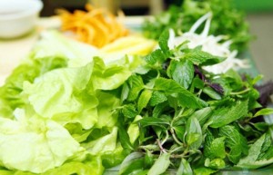 Những lưu ý quan trọng để hạn chế bị nhiễm ký sinh trùng khi ăn rau sống
