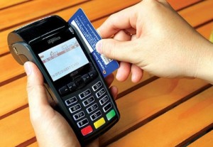 Gian lận thẻ ATM ngày càng gia tăng, thủ đoạn tinh vi