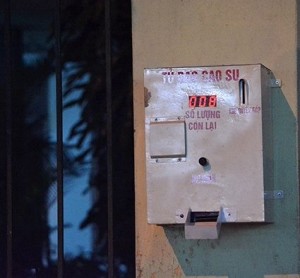 Bí mật máy phát bao cao su đầu tiên tại Đà Nẵng