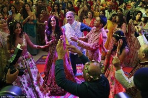 Đại gia Ấn Độ chi 480 tỷ làm đám cưới cho con trai