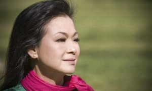 Khánh Ly: “Mỗi lần tôi lấy chồng là Trịnh Công Sơn buồn”