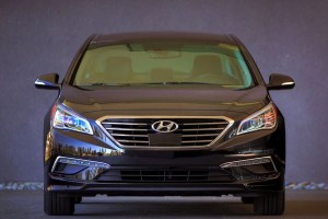Subaru Legacy và Hyundai Sonata: Lựa chọn tuyệt vời cho người yêu sedan