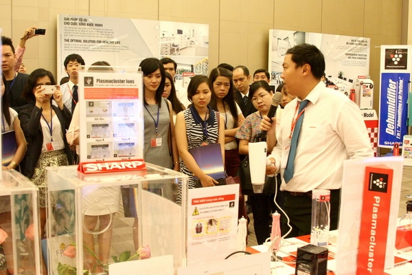 Sharp Việt Nam ra mắt sản phẩm mới