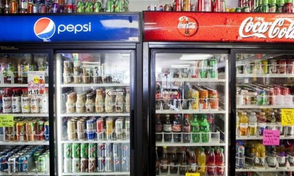 Pepsi, Coca-Cola cạnh tranh đến từng centimet